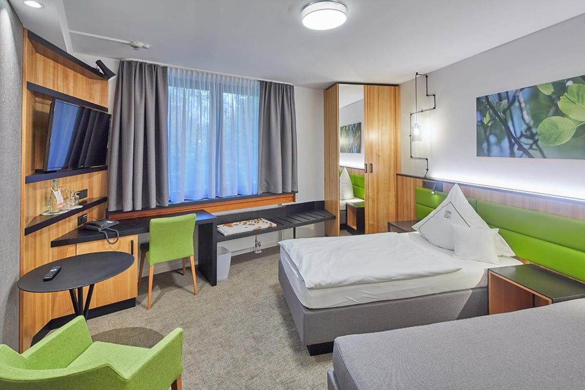 Landhotel Naafs-Haeuschen Lohmar Esterno foto