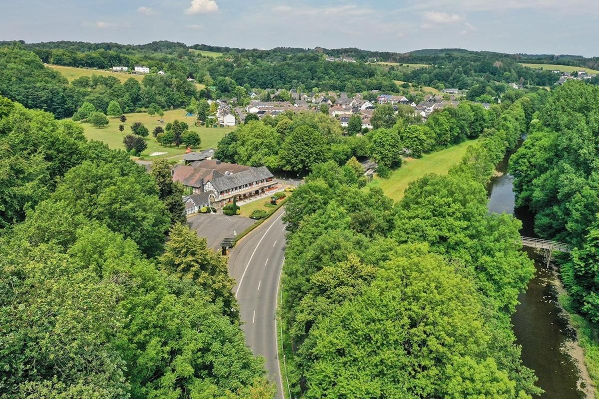 Landhotel Naafs-Haeuschen Lohmar Esterno foto