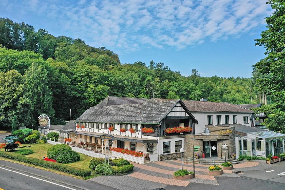 Landhotel Naafs-Haeuschen Lohmar Esterno foto