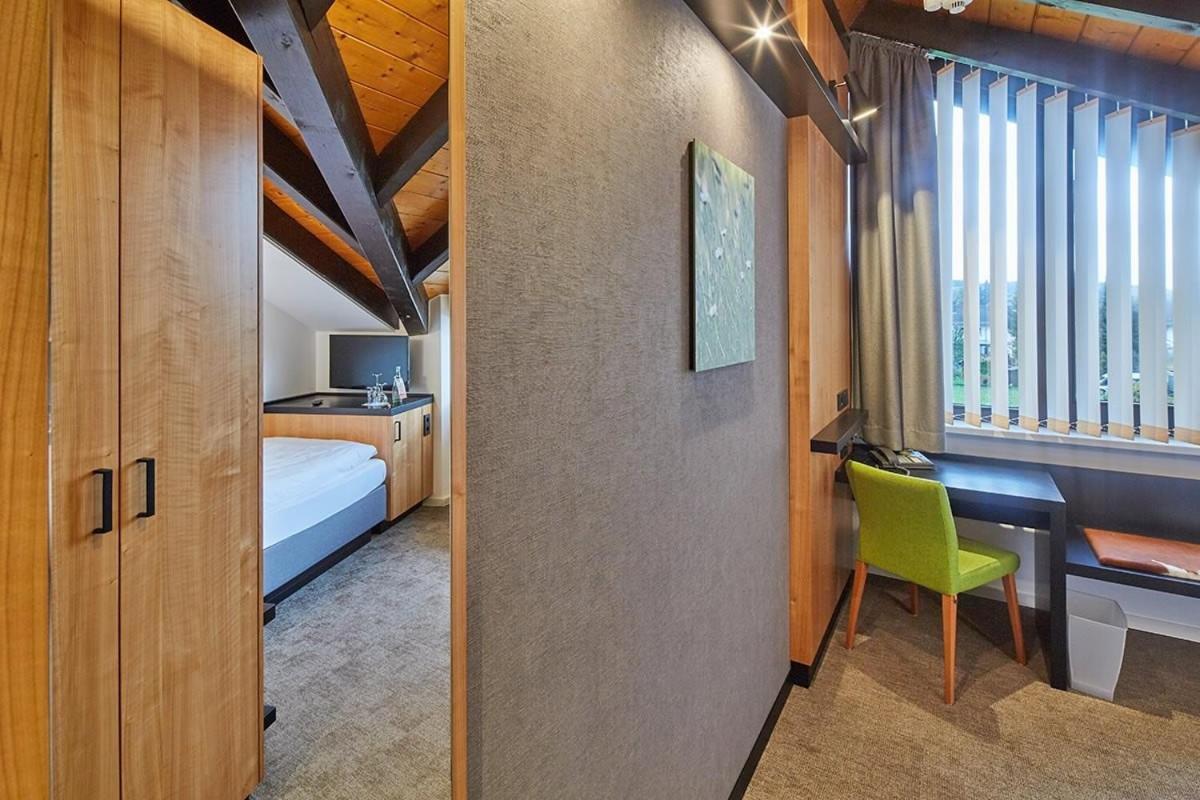 Landhotel Naafs-Haeuschen Lohmar Esterno foto